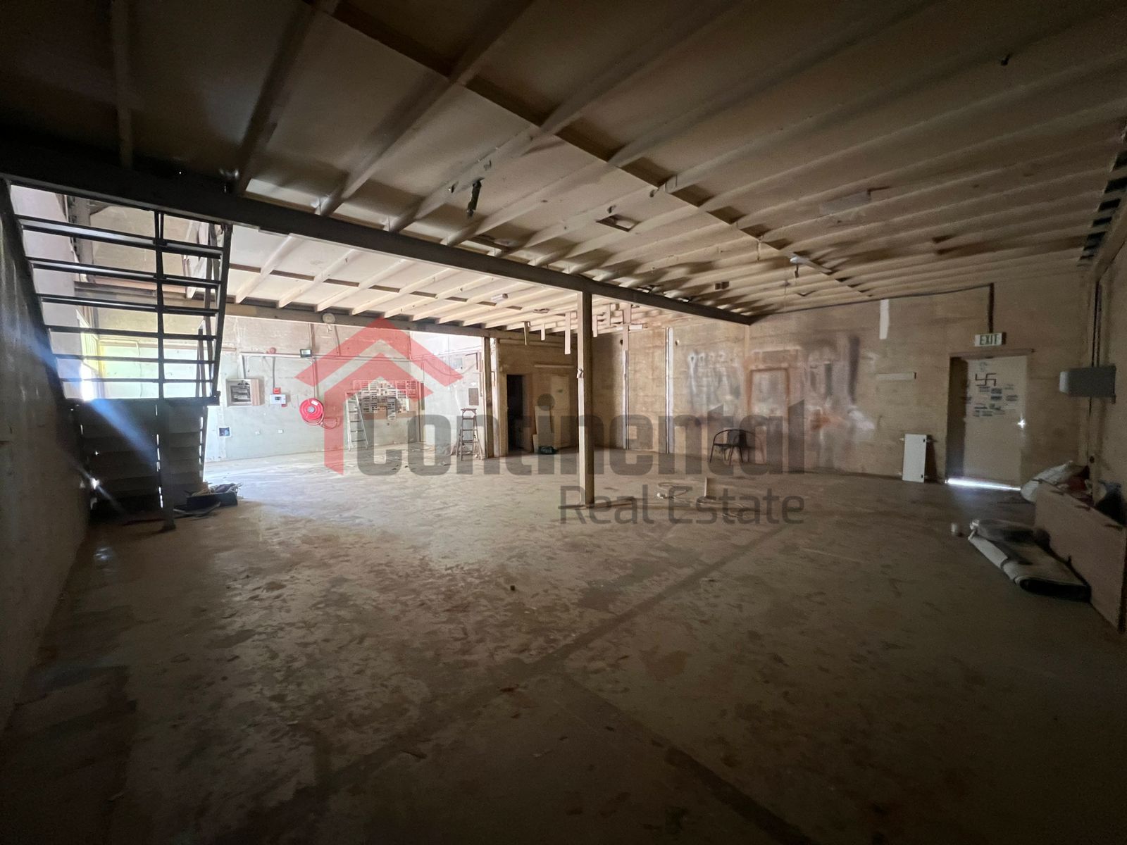 Warehouse | Washroom | Rent | Power load