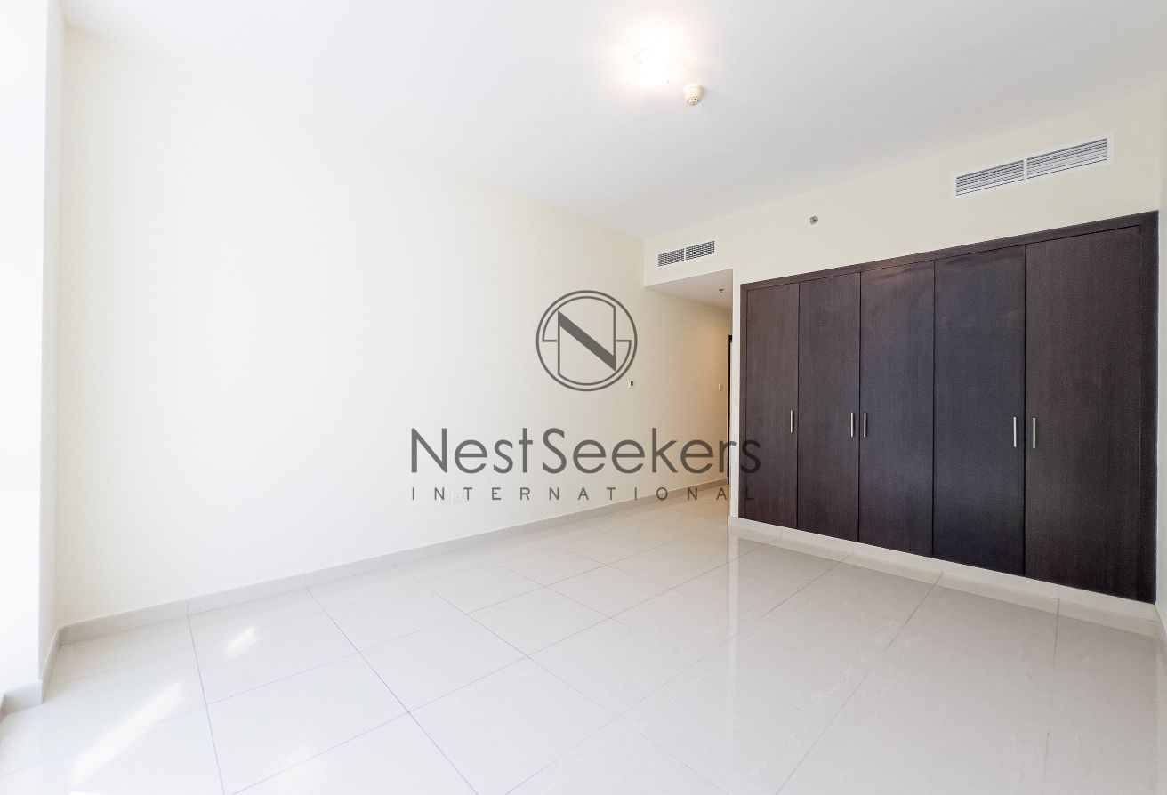 1BR | Closed Kitchen | Prime Location | High Floor