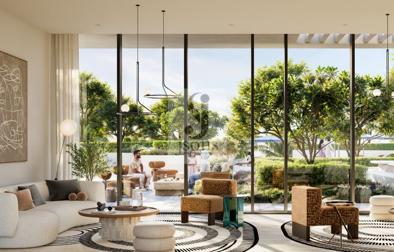 Smart Home | Luxury Waterfront Living | Prime Location