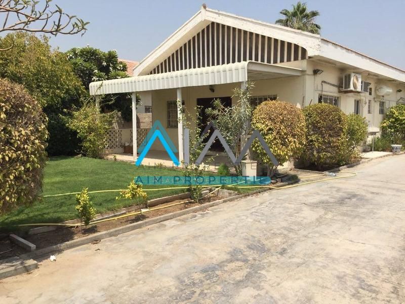 Bungalow Style | Renovated 3 bedroom villa for rent | Private Garden Space