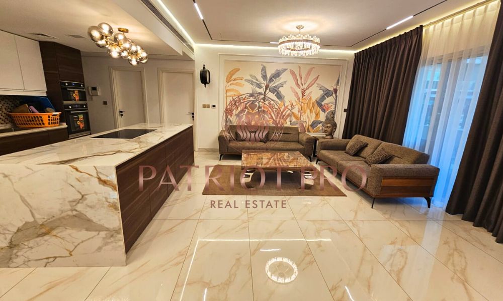 apartment card