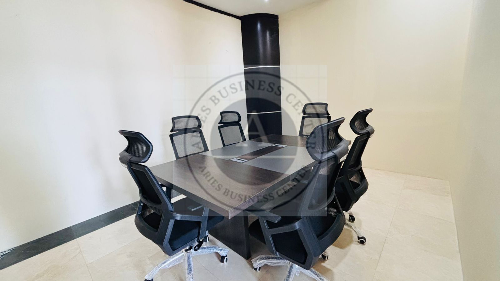 Flexi Office Space with DED Approved Ejari | 24/7 Access | Free DEWA | Prime Location