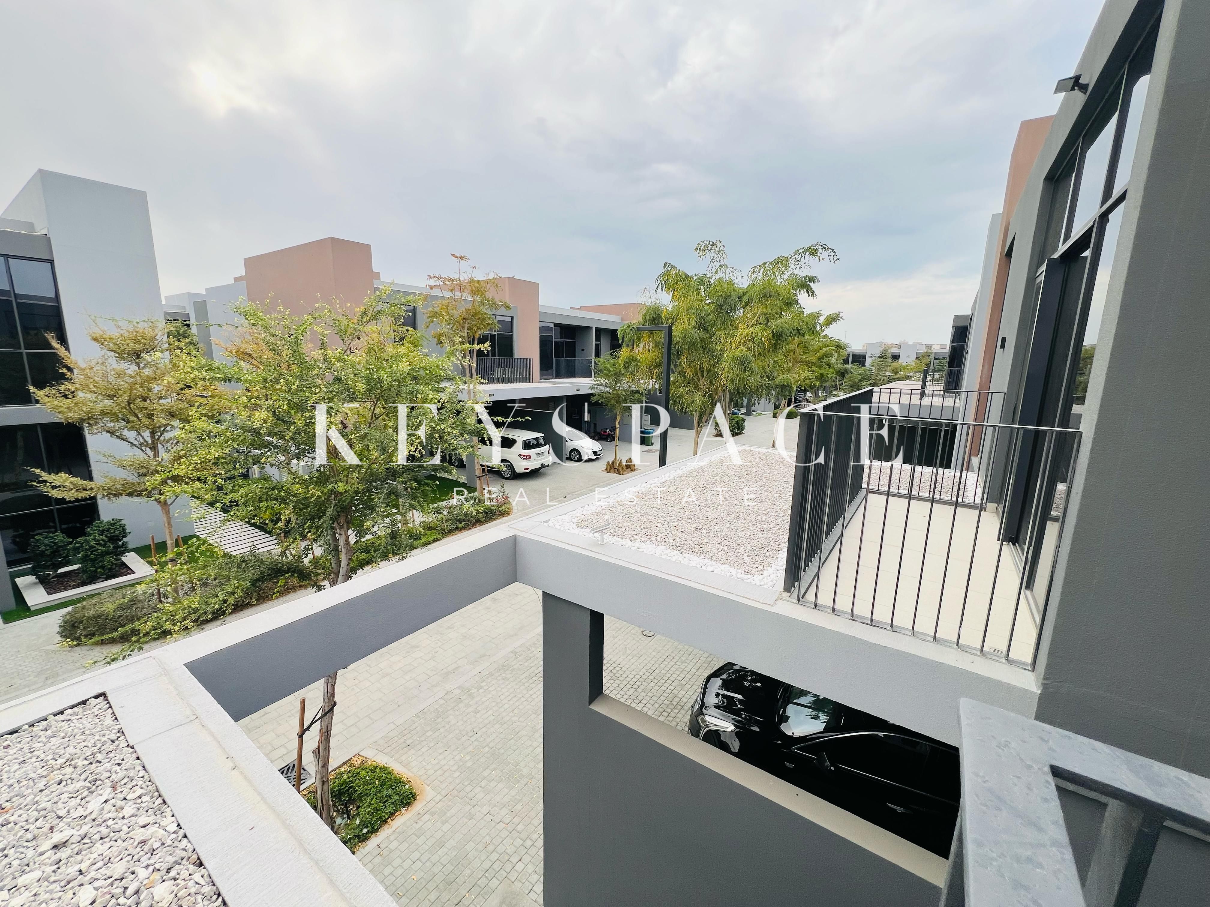 Amazing Community with Exclusive Amenities | Strategic Location | Best Payment Plans| Resale