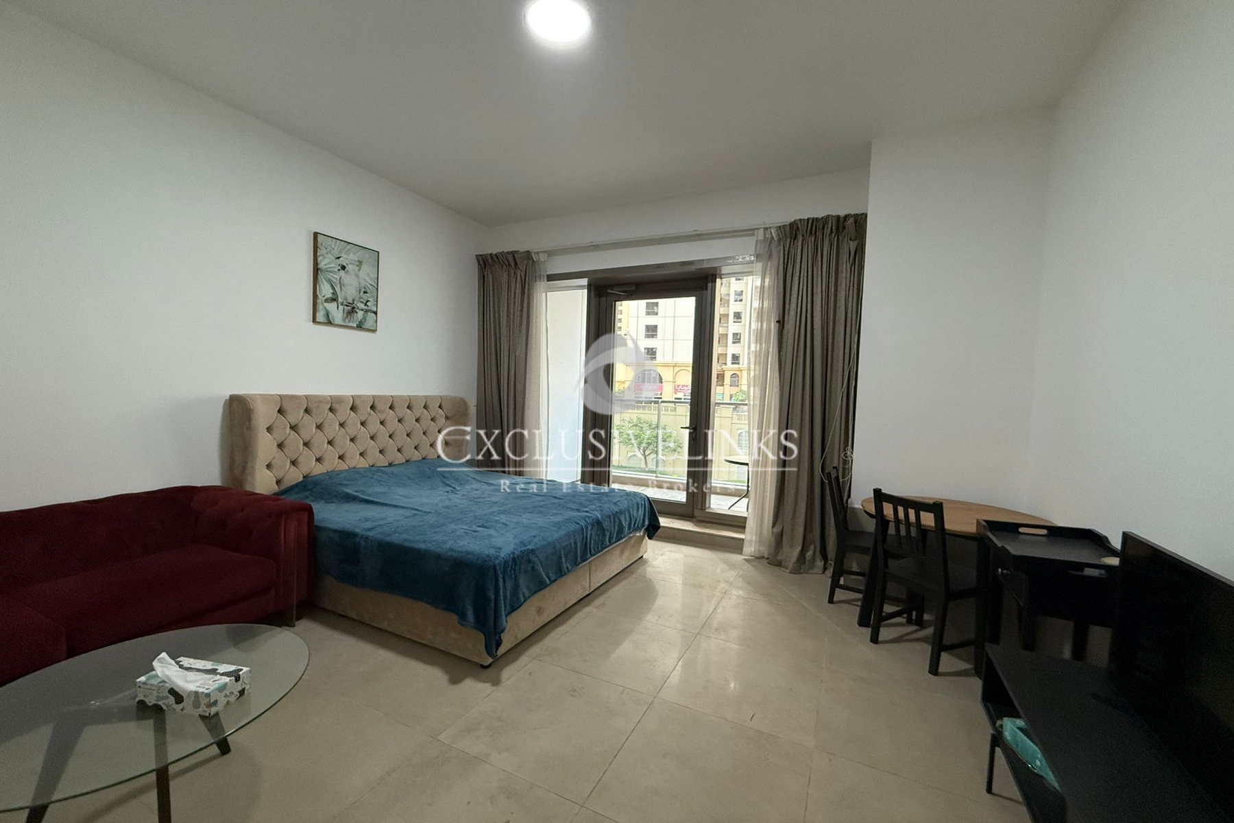apartment card