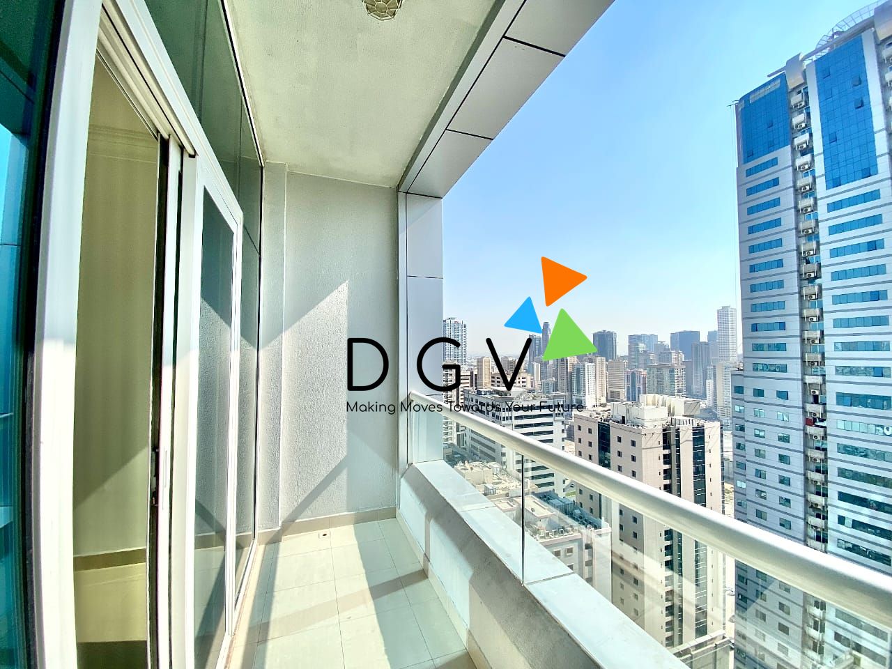 2BHK || GYM-POOL FREE || FAMILY BUILDING || 15 DAYS FREE