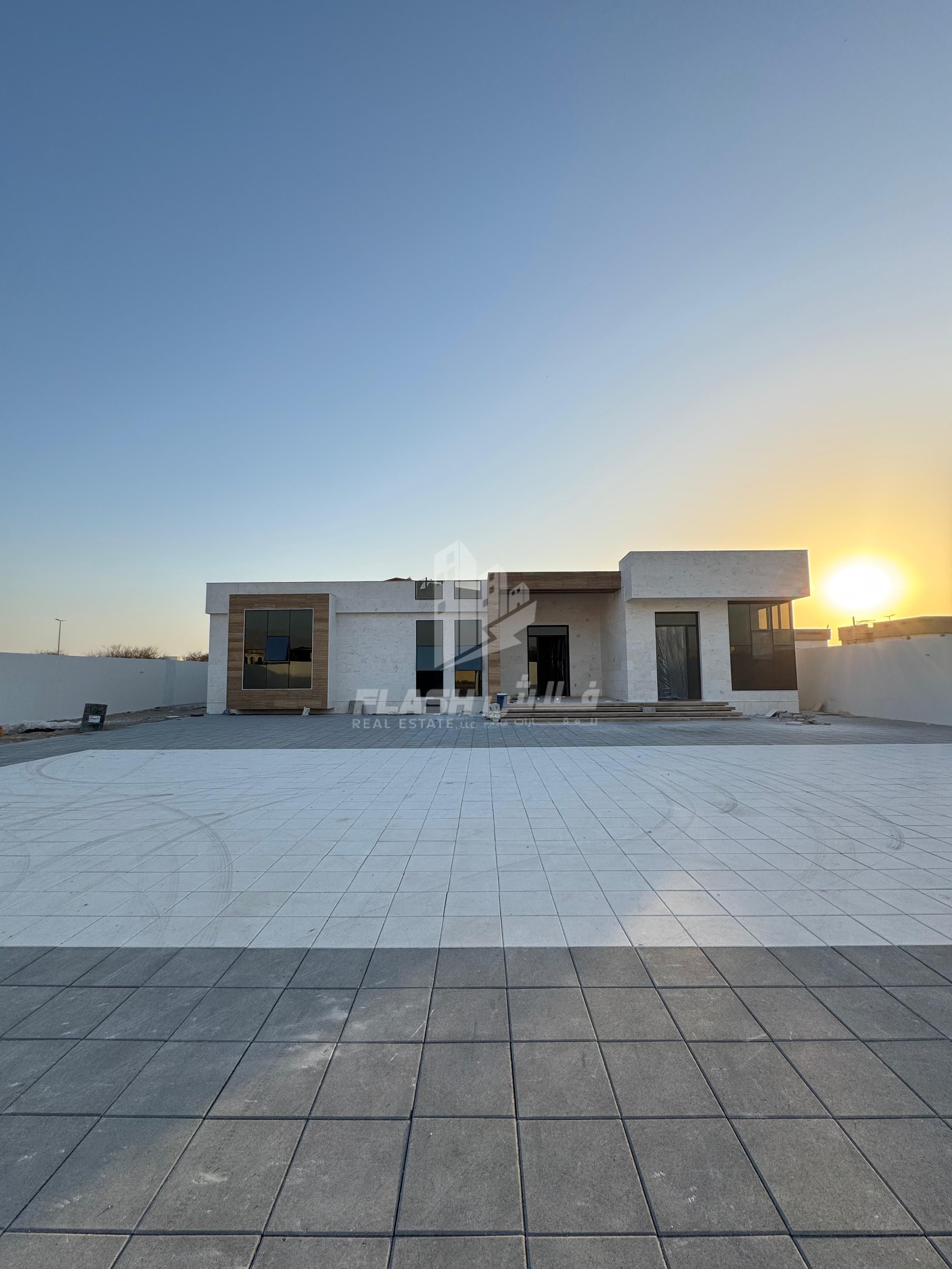 Stone villa for sale in Saih Al-Qusaidat area
