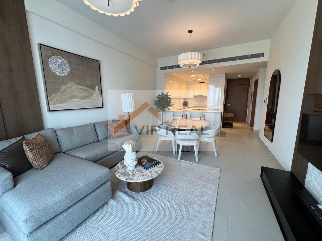 Safa park| Upgraded| Ready to move in| High floor