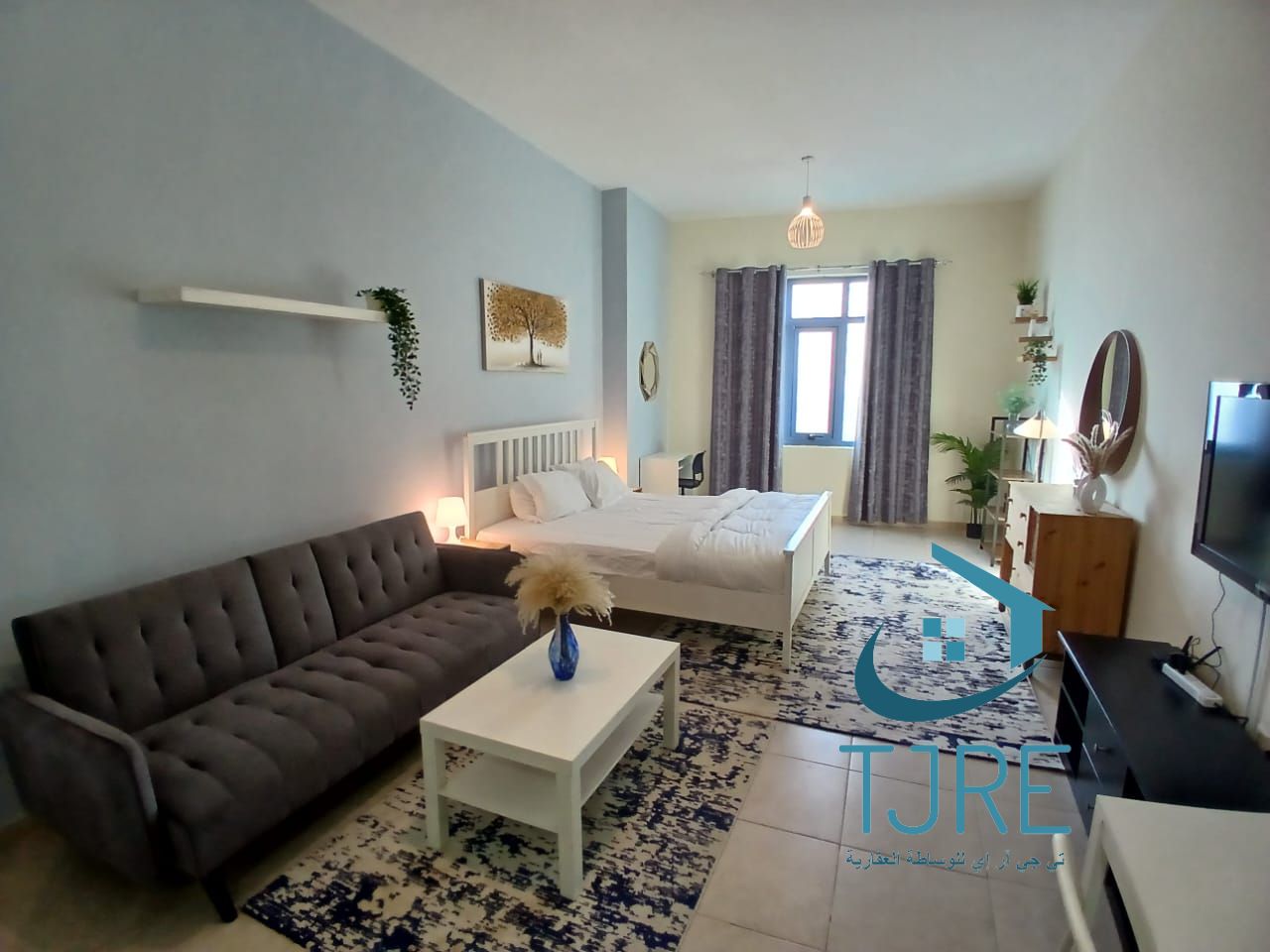 apartment card