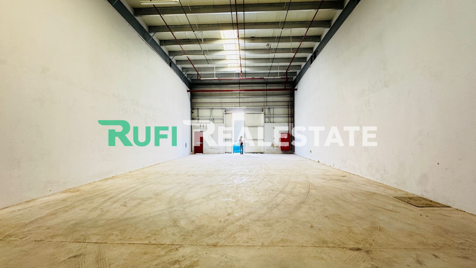 ** Roady to move with 100 KW Electric Power /2,500SQFT Warehouse For Rent in Emirates Modern Industrial Area, Umm Al Quwain **