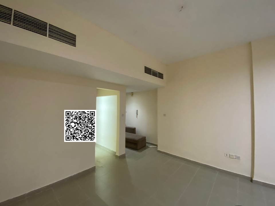 "Efficient Studio Living in a Prime Location"