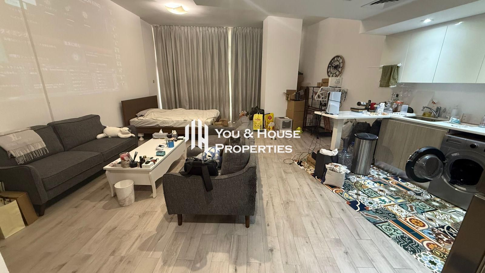apartment card