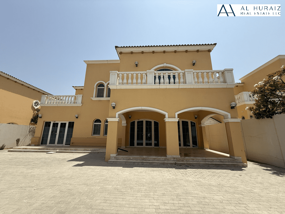 Spacious 5 Bedroom Villa | Vacant
