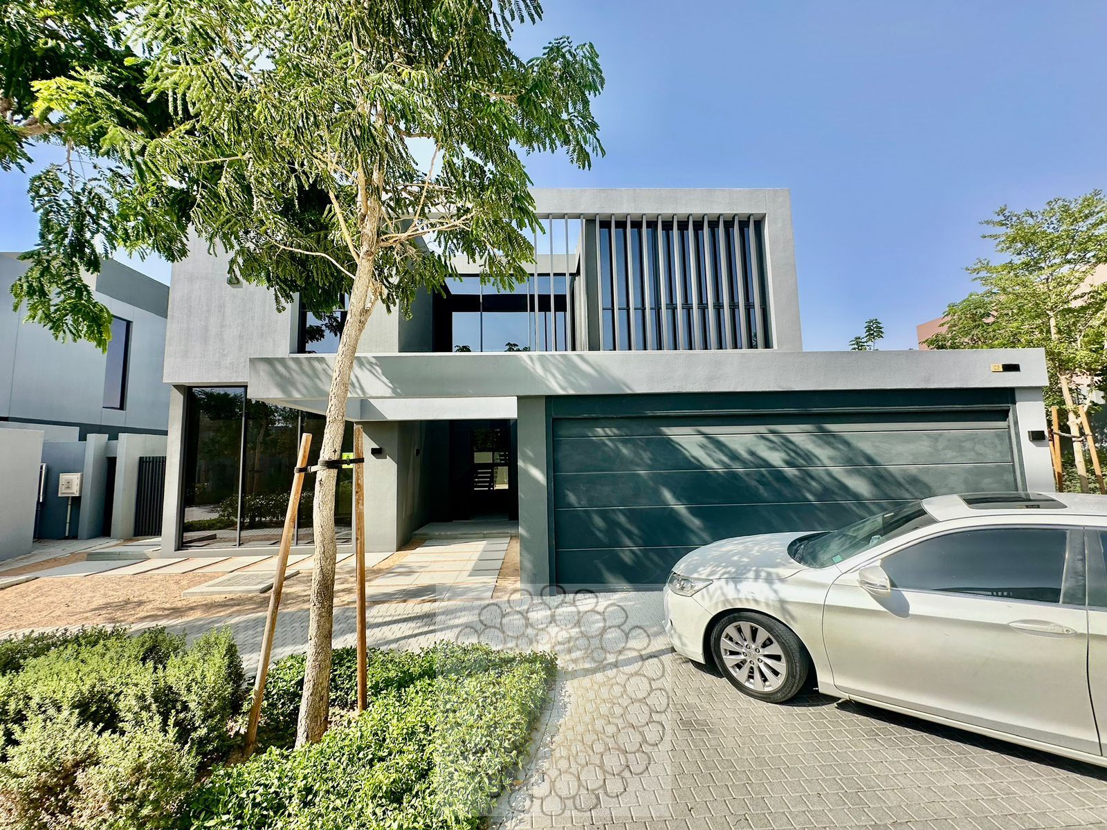 Luxury villa for sale in Hill City