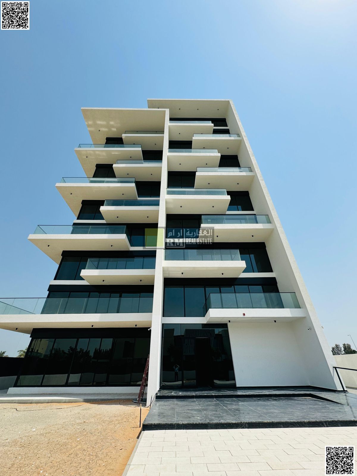 PAY 10% DOWN PAYMENT GET LUXURY 1BEDROOM APARTMENT AT GLAM RESIDENCE -- AL ZORAH (AJMAN)
