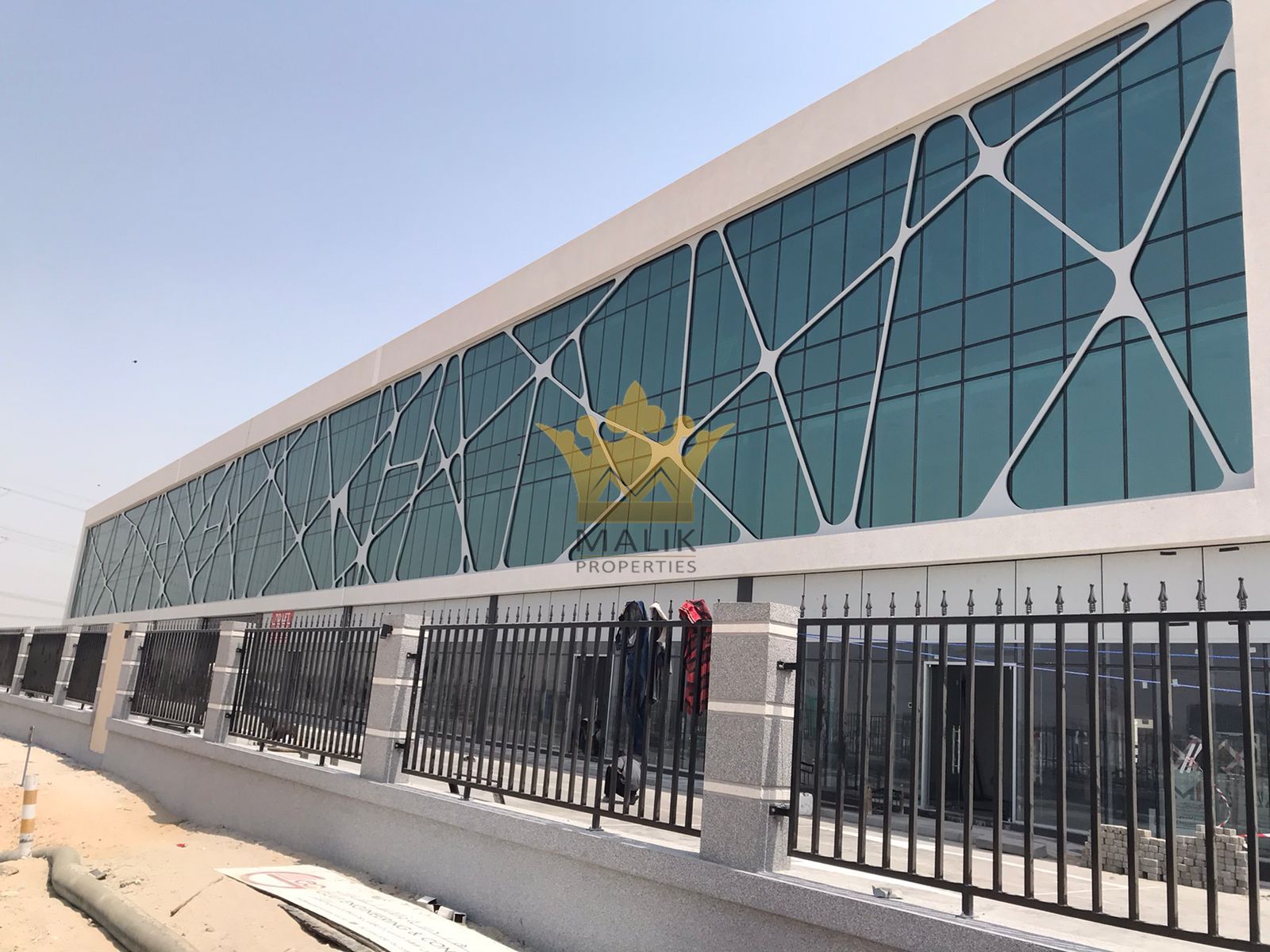 Brand NEW - Nice SHOP - ON MANAMA Street