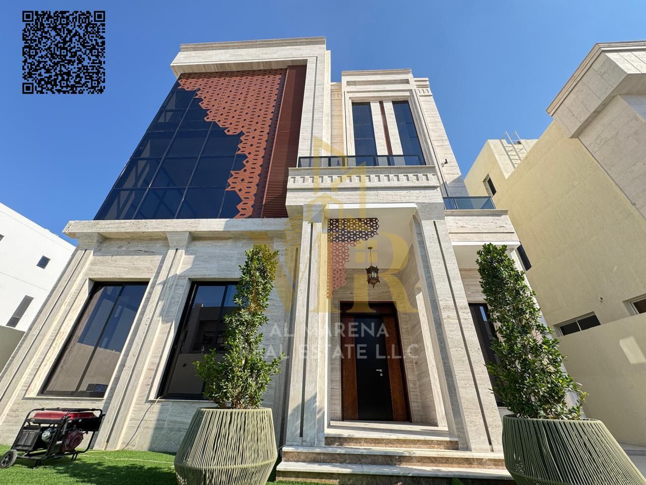 Directly from the owner, a super deluxe villa, with a price including registration fees and personal finishing, 100% bank financing.