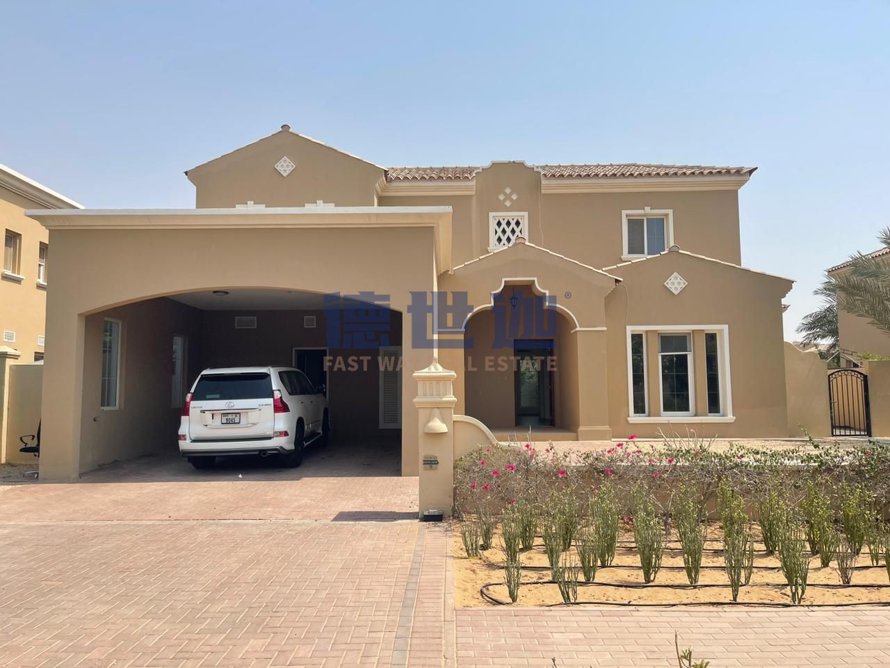 4 BR villa+ 1 maid room