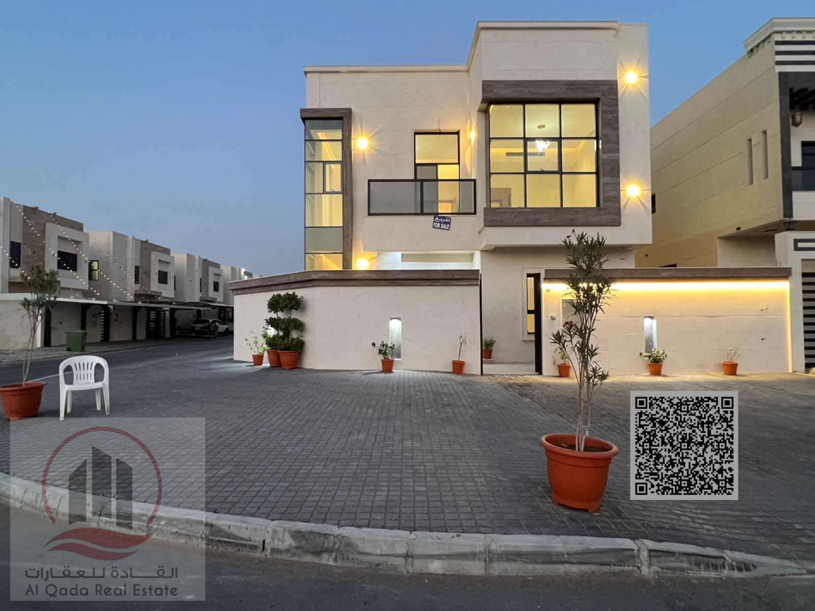 For sale: A villa in Ajman, Al Helio, 5 master bedrooms, a living room, and a maid's room. Freehold for all nationalities. Bank financing is possible