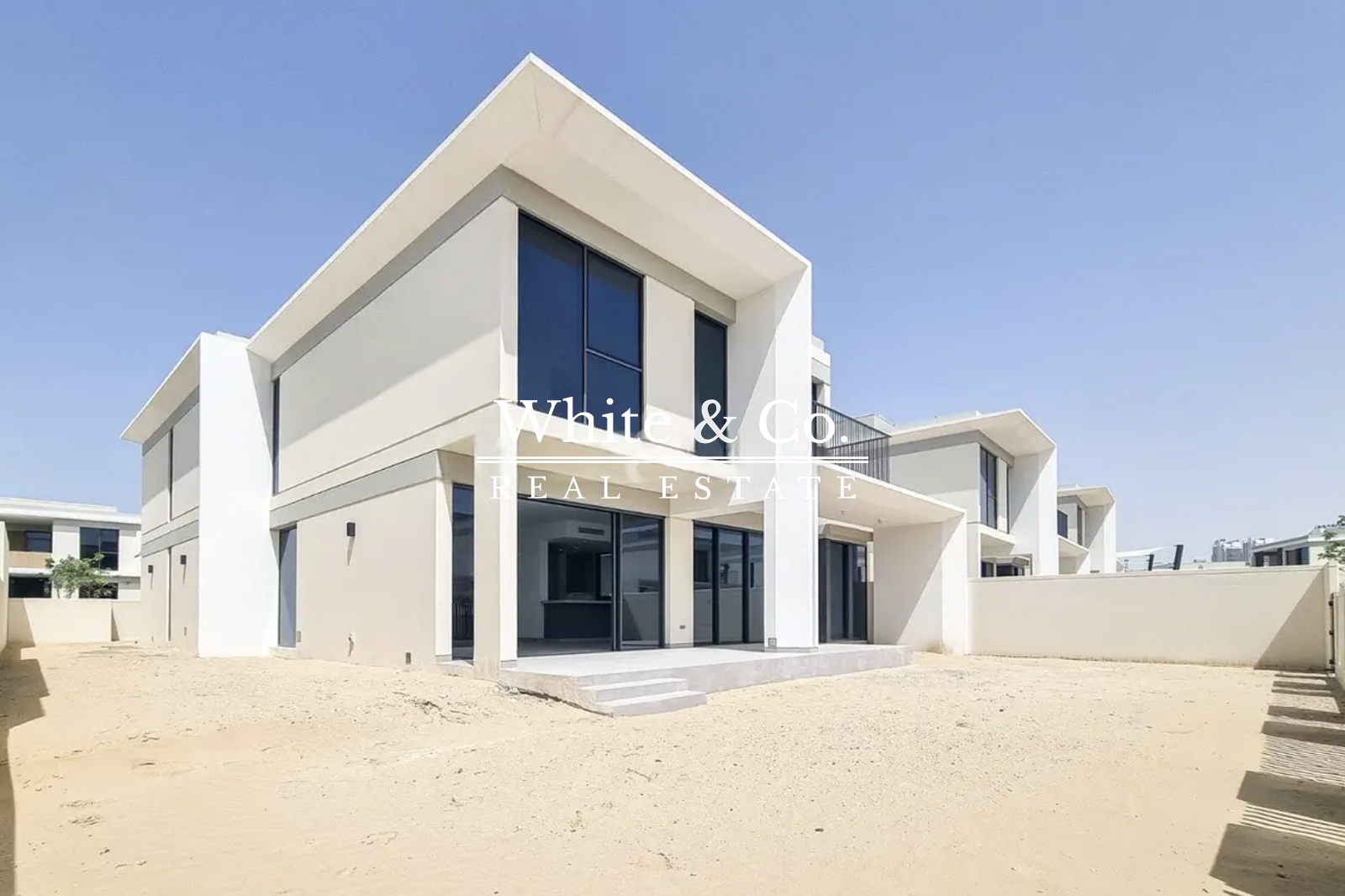 Exclusive | Open Kitchen | Upgraded