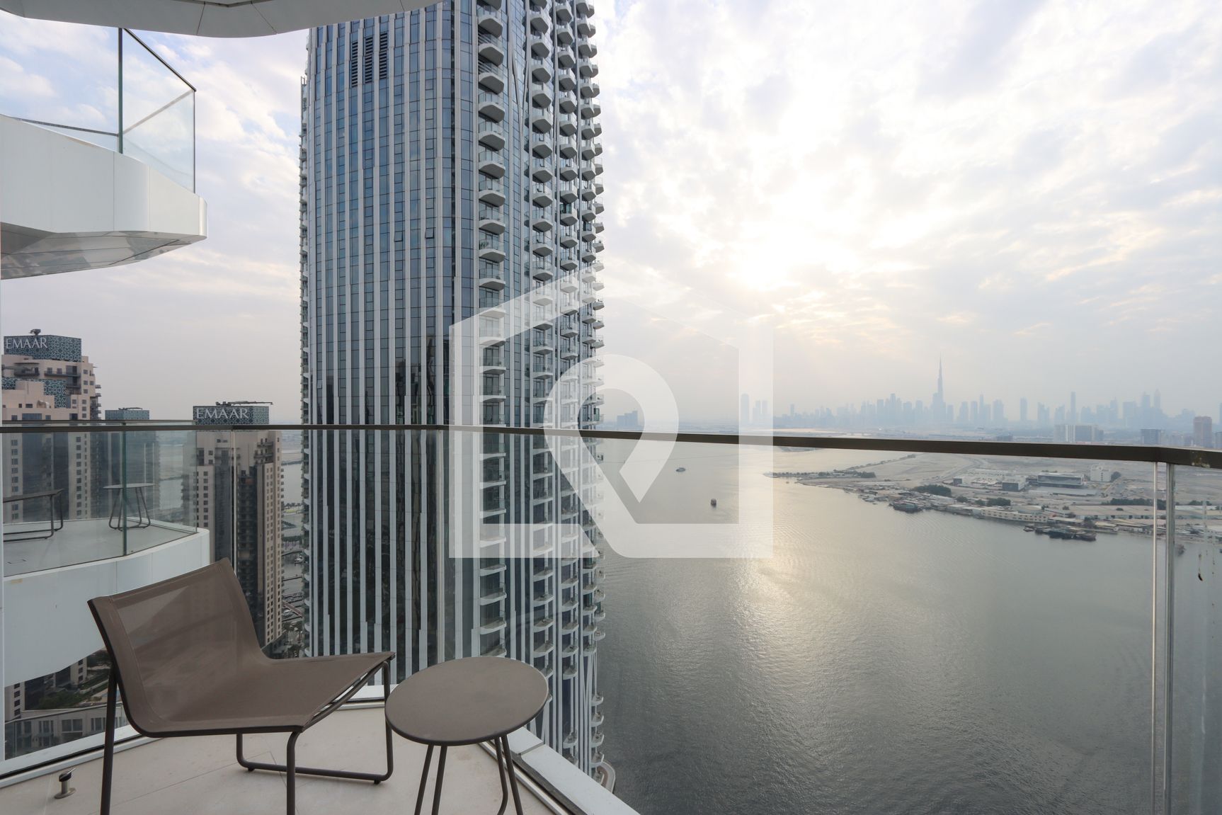 Livbnb - Premium 3BR w/ Burj Skyline View