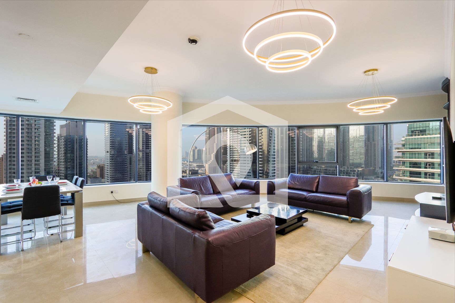 3BR with Marina Skyline Views, Near Mall & Metro
