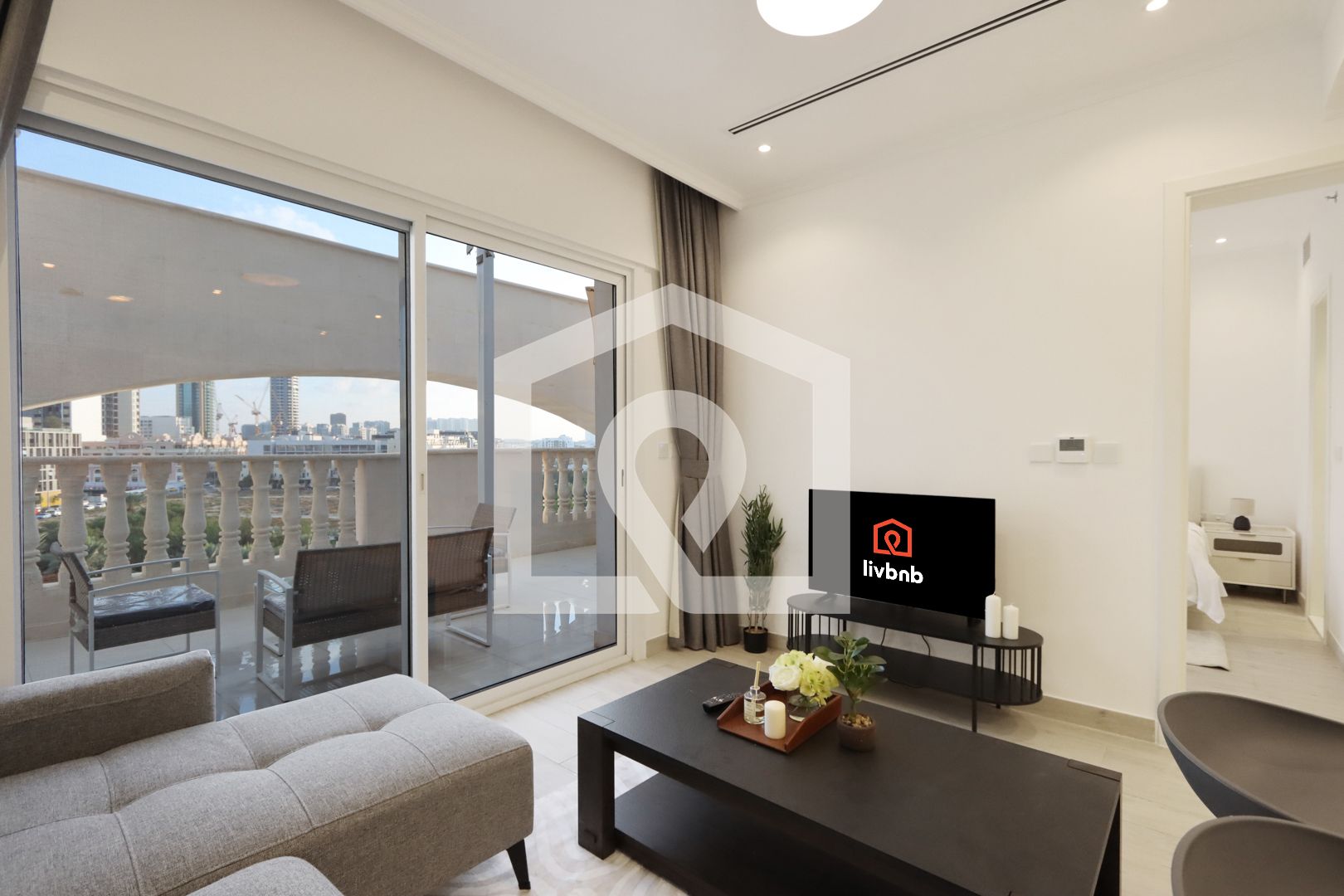 Livbnb-Modern 1BR with Stunning Terrace near JVC Castle Park