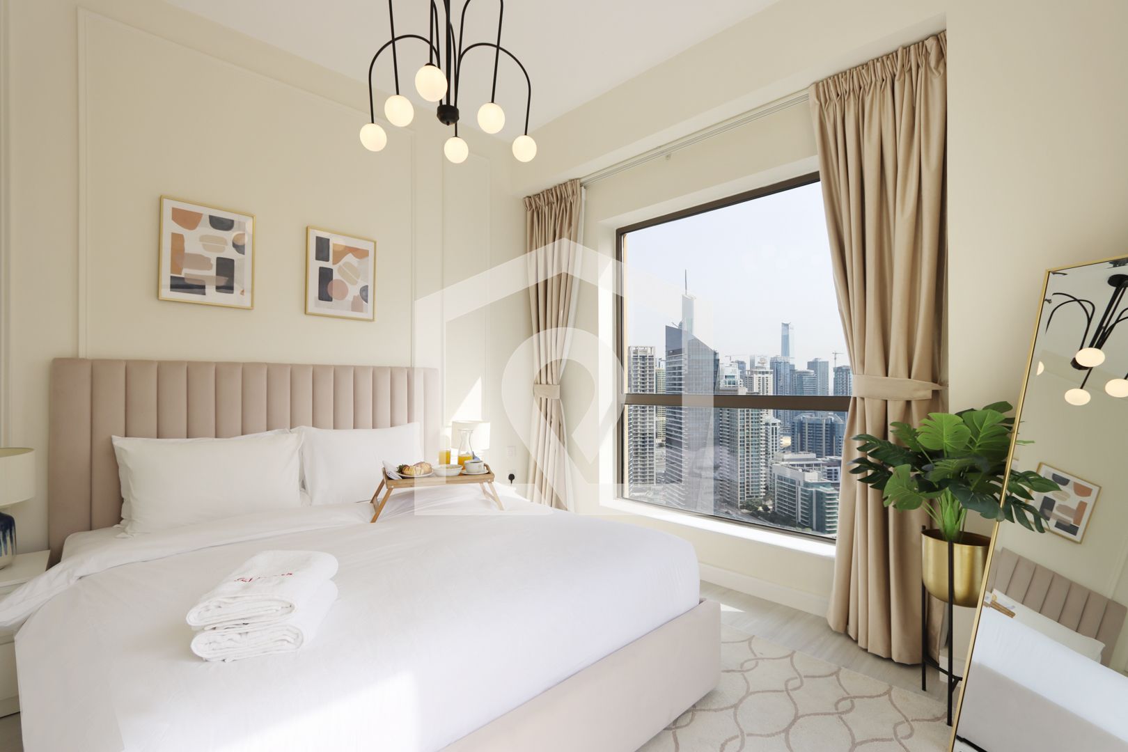 BILLS INCLUDED | Upgraded | High Floor