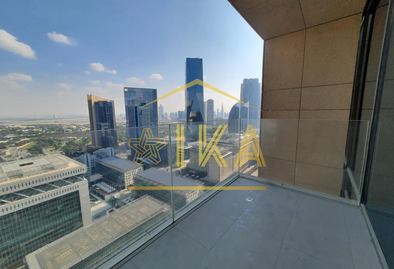Modern | High Floor | Equipped KItchen |Near Metro