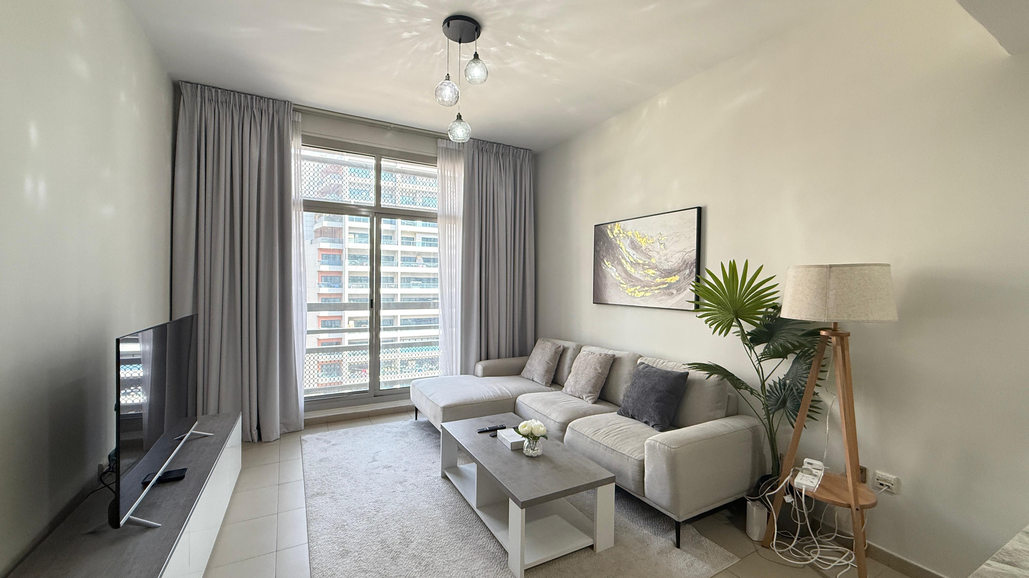 NEWLY FURNISHED | ONE BEDROOM | INCLUSIVE BILLS