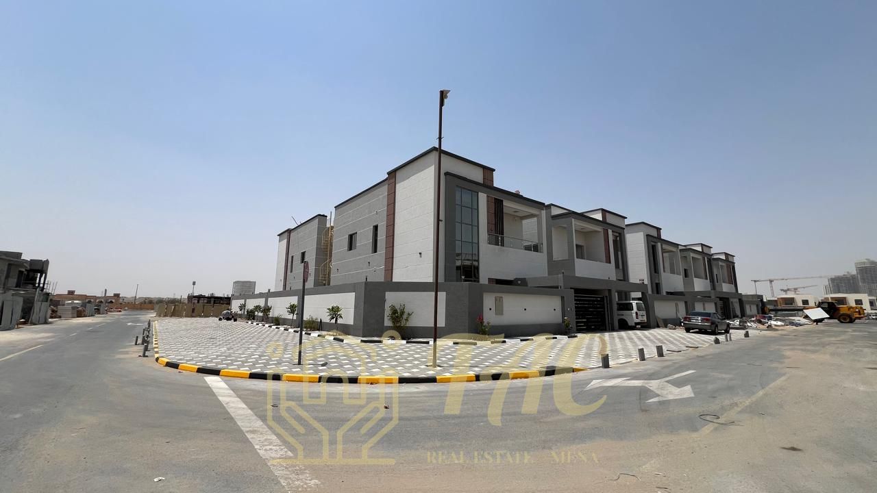 Luxury villa for sale in Al Helio, Ajman, high-end finishing and a prime location