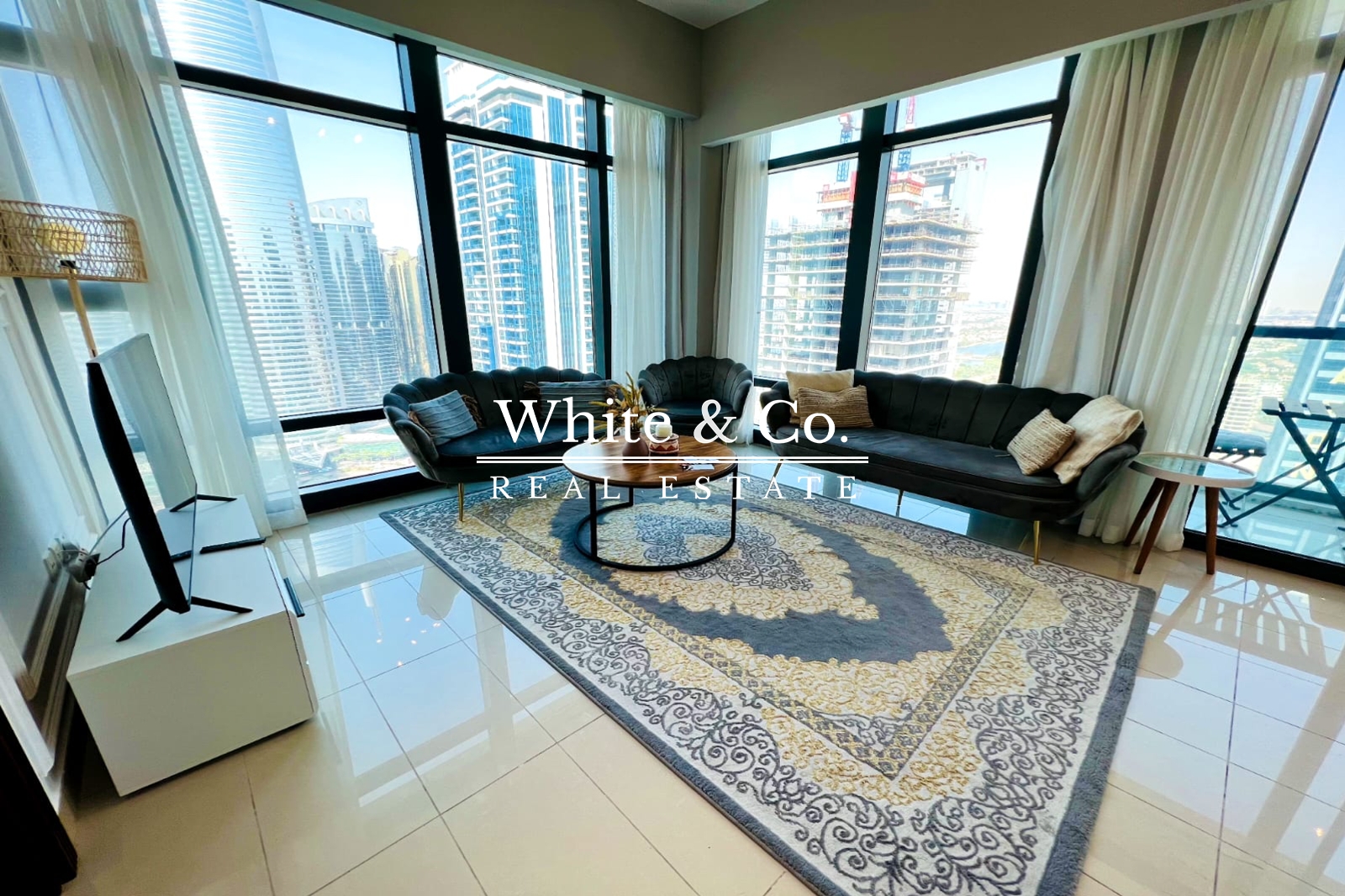 apartment card