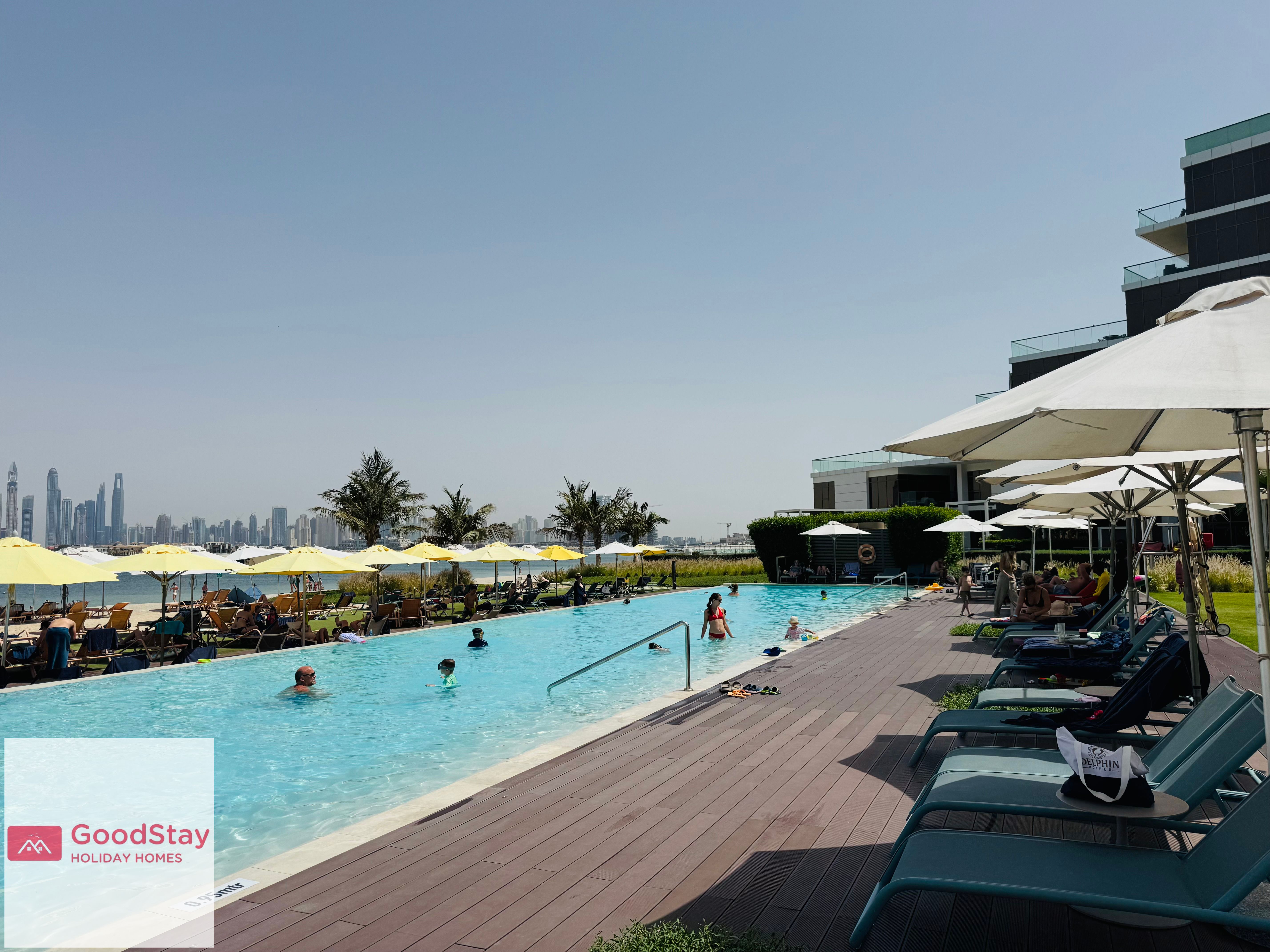 Best View Luxury 2BDR Palm Jumeirah, Beach & Pool