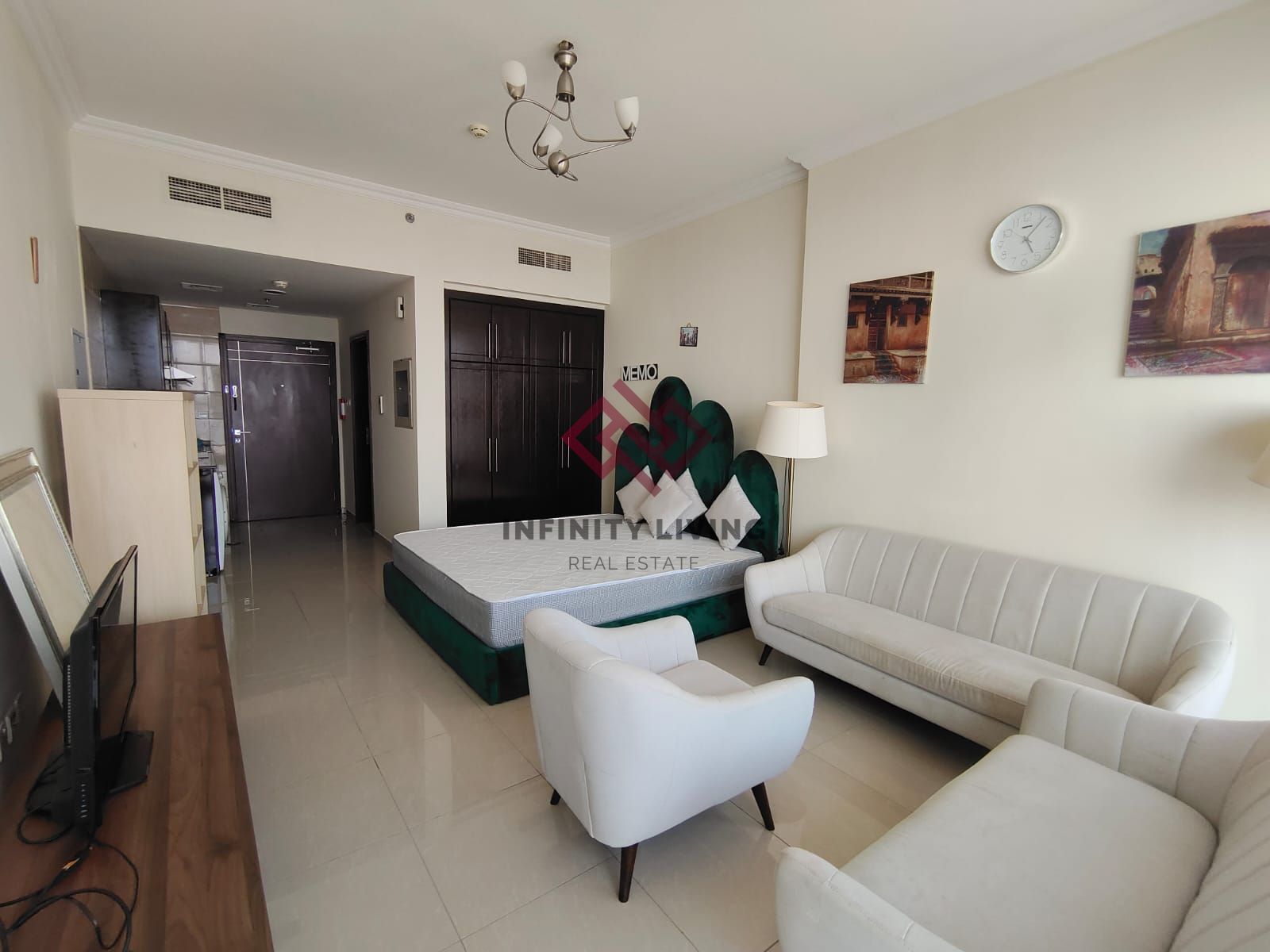 apartment card