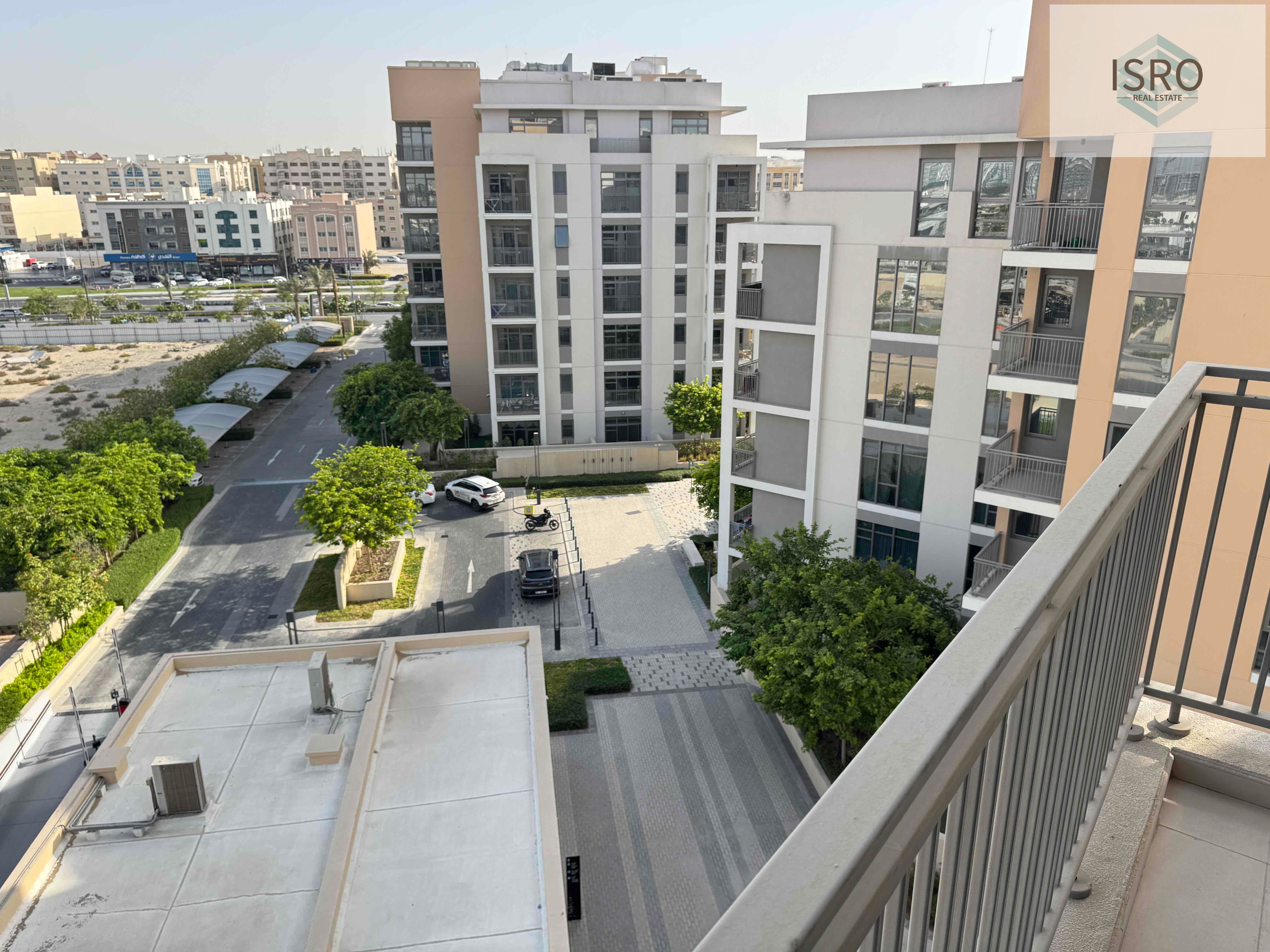 Ready to move !! Spacious 1-BHK with Balcony and 2-Bath