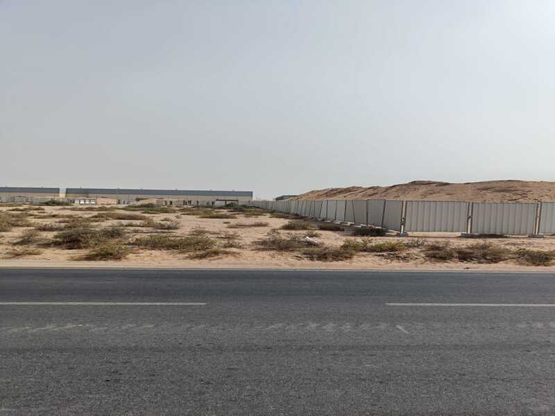 For sale, land in the Al-Saj’a Al-Hanou Al-Qadeem area, Block 2, area 52 thousand square feet