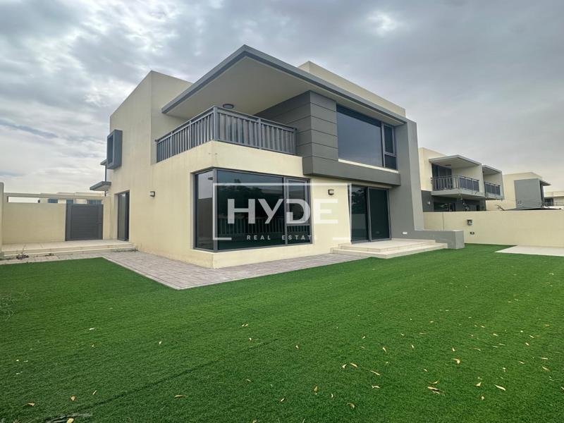 New to Market | Exclusive | Single Row