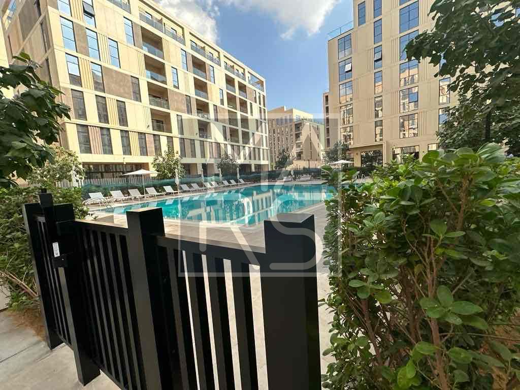 Pool View | Top Floor | kitchen Appliances