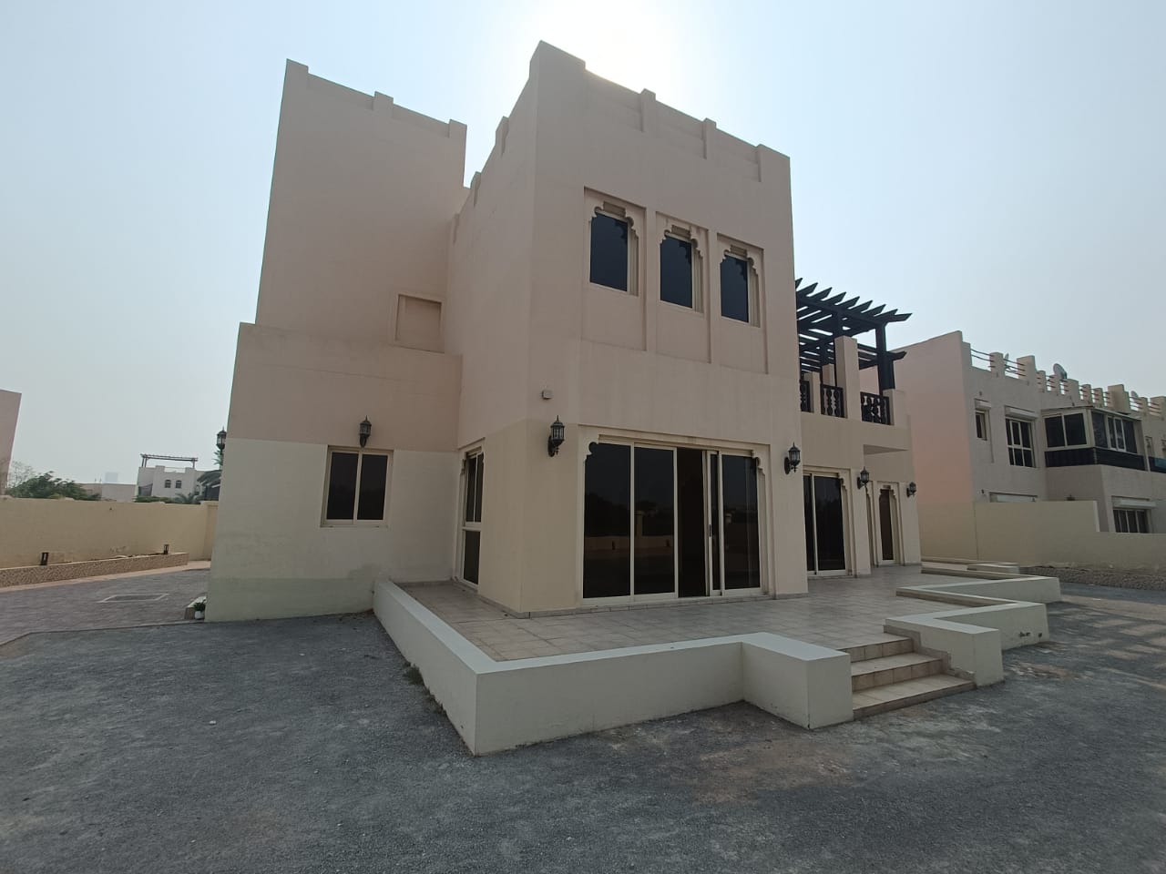 Unbelievable 4BR+Maids || Lagoon & Golf view