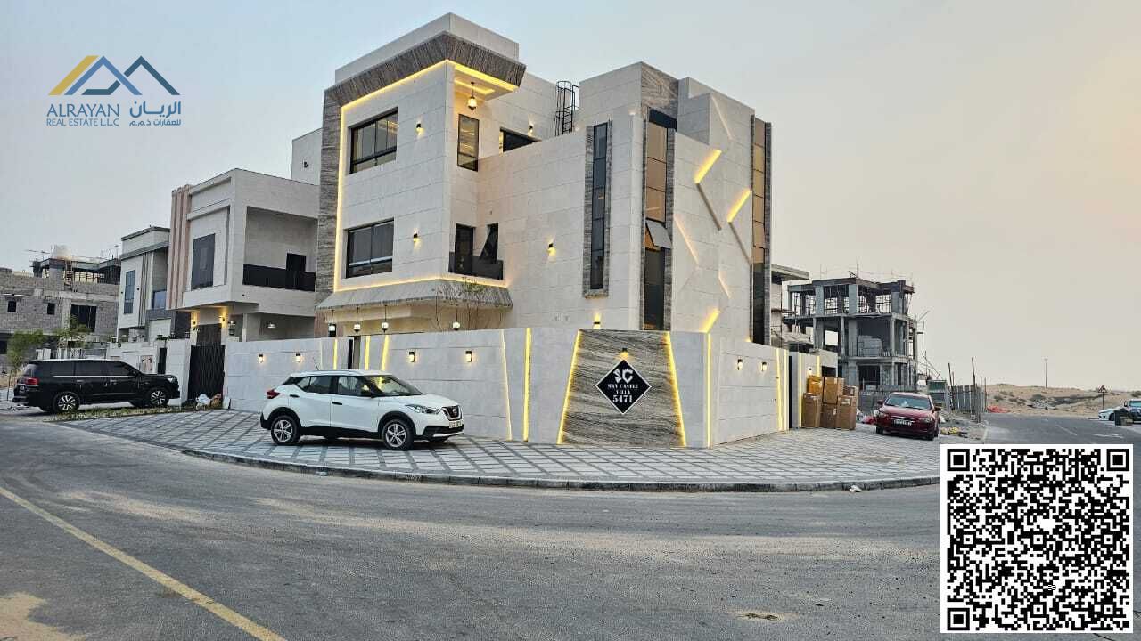 Includes electricity, water, and air conditioning. Two floors and a rooftop. Corner stone facade with a private pool. Modern, super deluxe design.