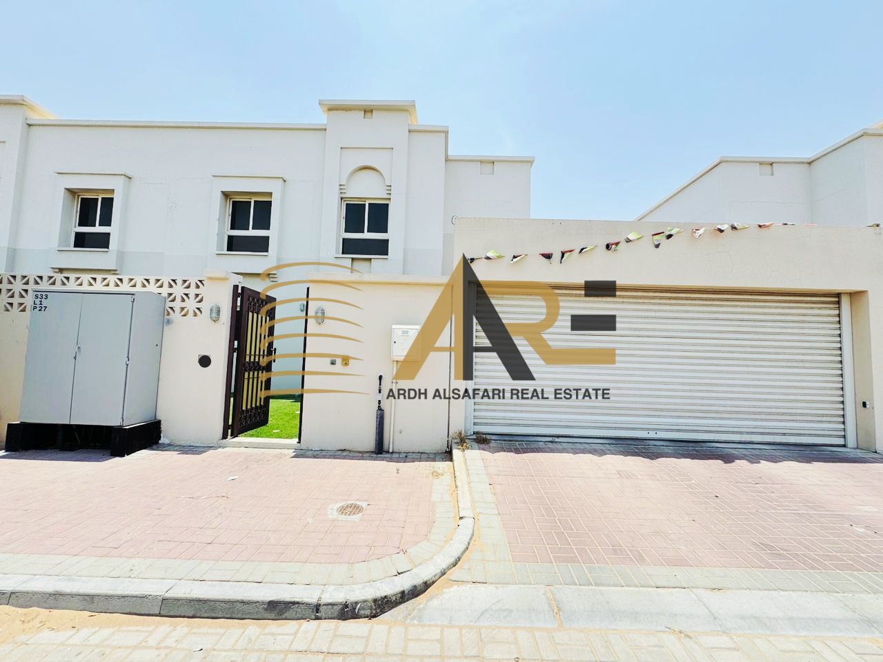 4bedrooms plus maid room wardrobes parking just 115k