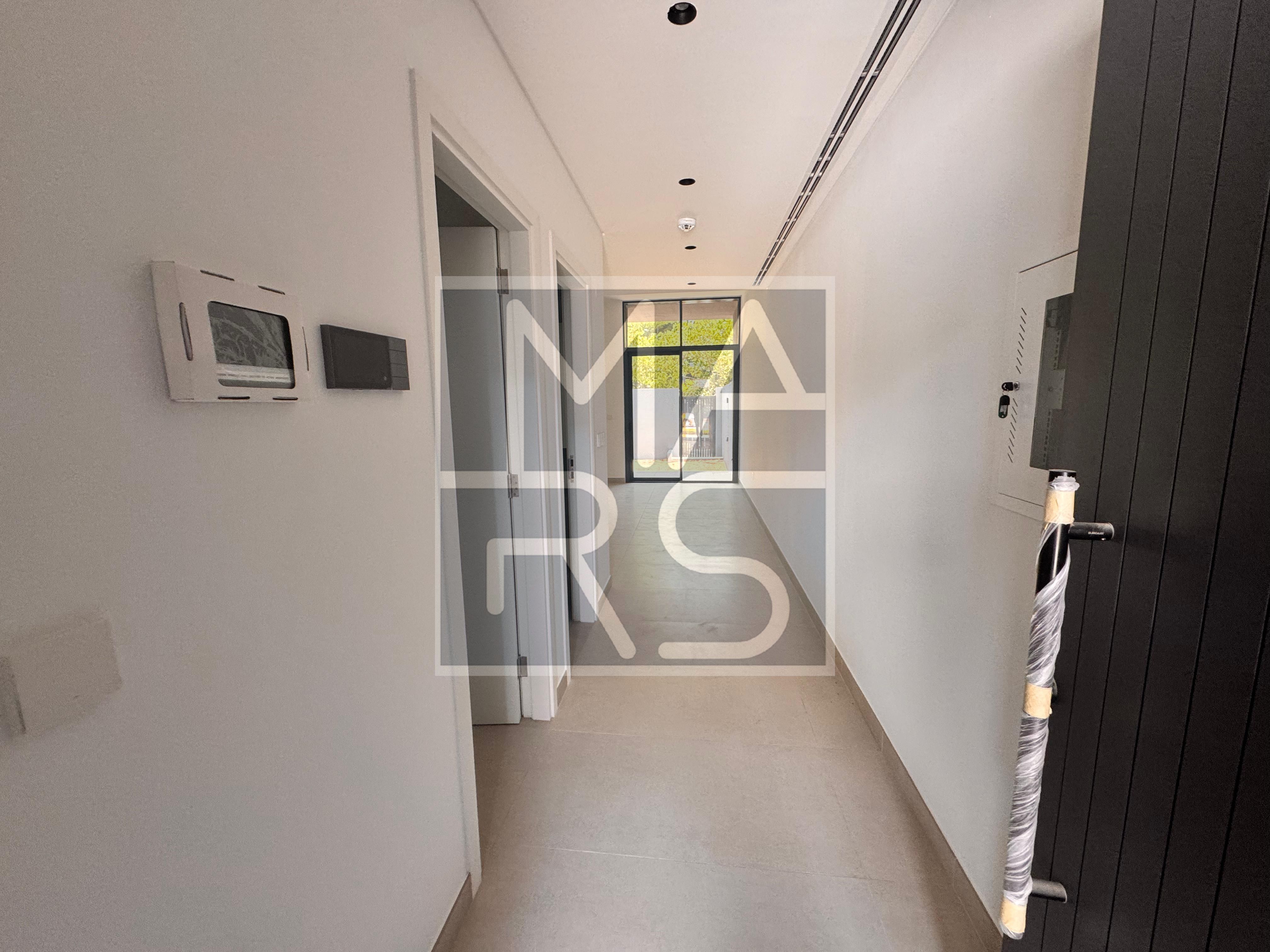 | Spacious | 4 Bedroom | Middle Unit | For Rent |