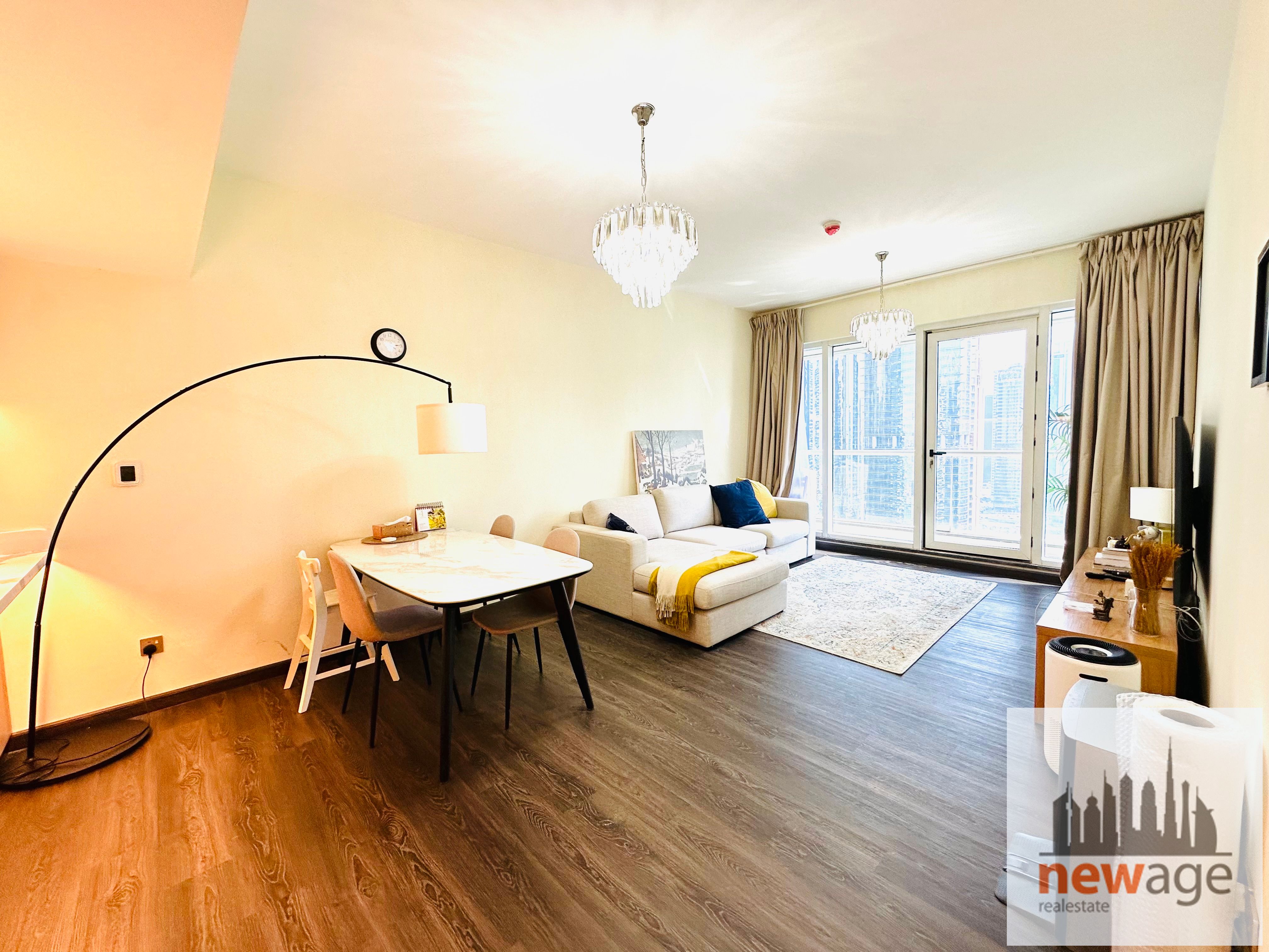 apartment card