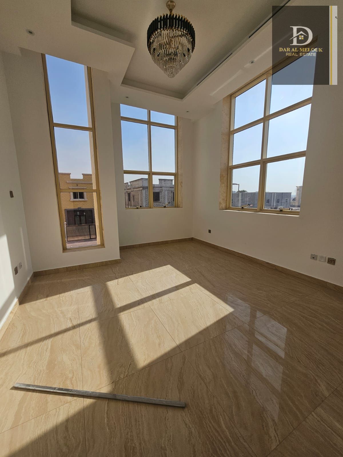 For sale in Sharjah Al Tayy East Two attached villas Land area 11,300 sq ft Built-in area 5,000 sq ft for each villa Super deluxe finishing Free