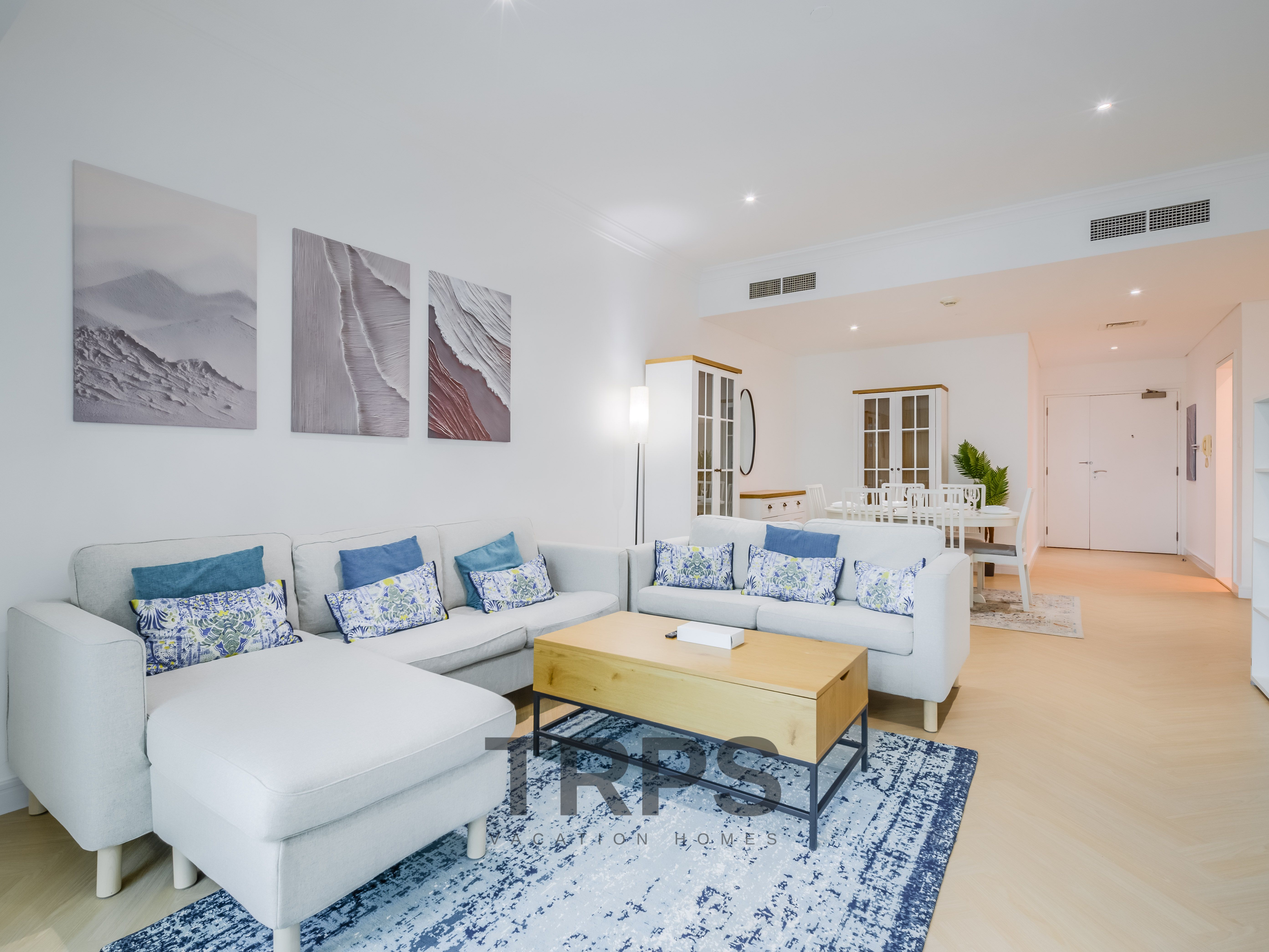 Upgraded 2BR | Fully Furnished | Prime Location