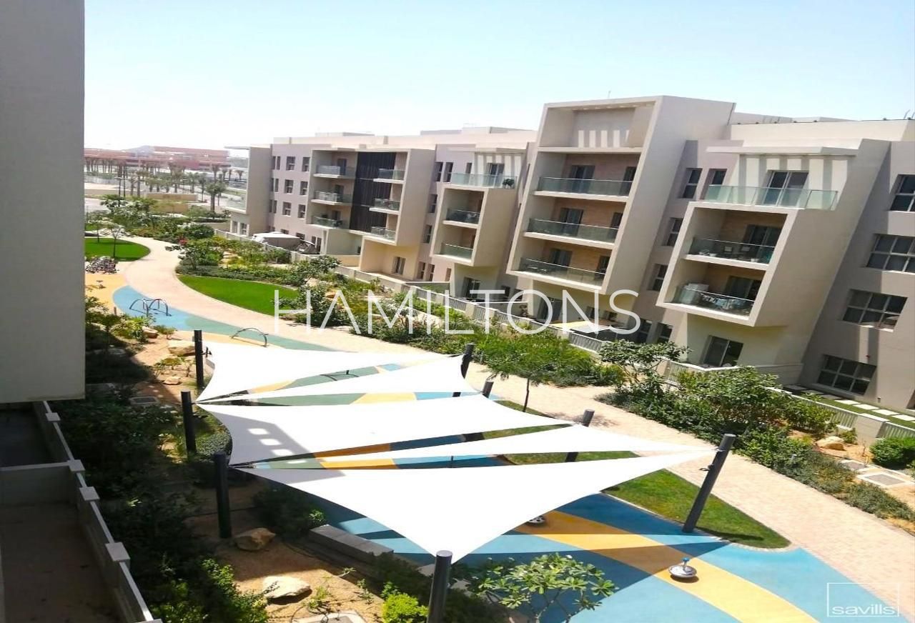 Luxury Apartment | Prime Location | Resale