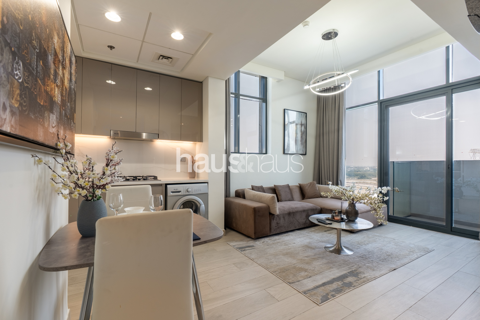 Modern Comfort | Near Meydan Racecourse & Golf
