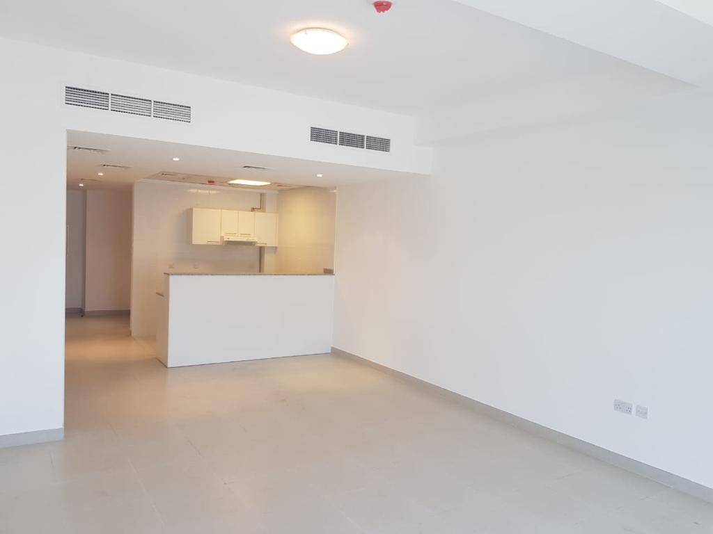 studio WITH BALCONY | bright view | NEAR BUSINESS BAY | family community