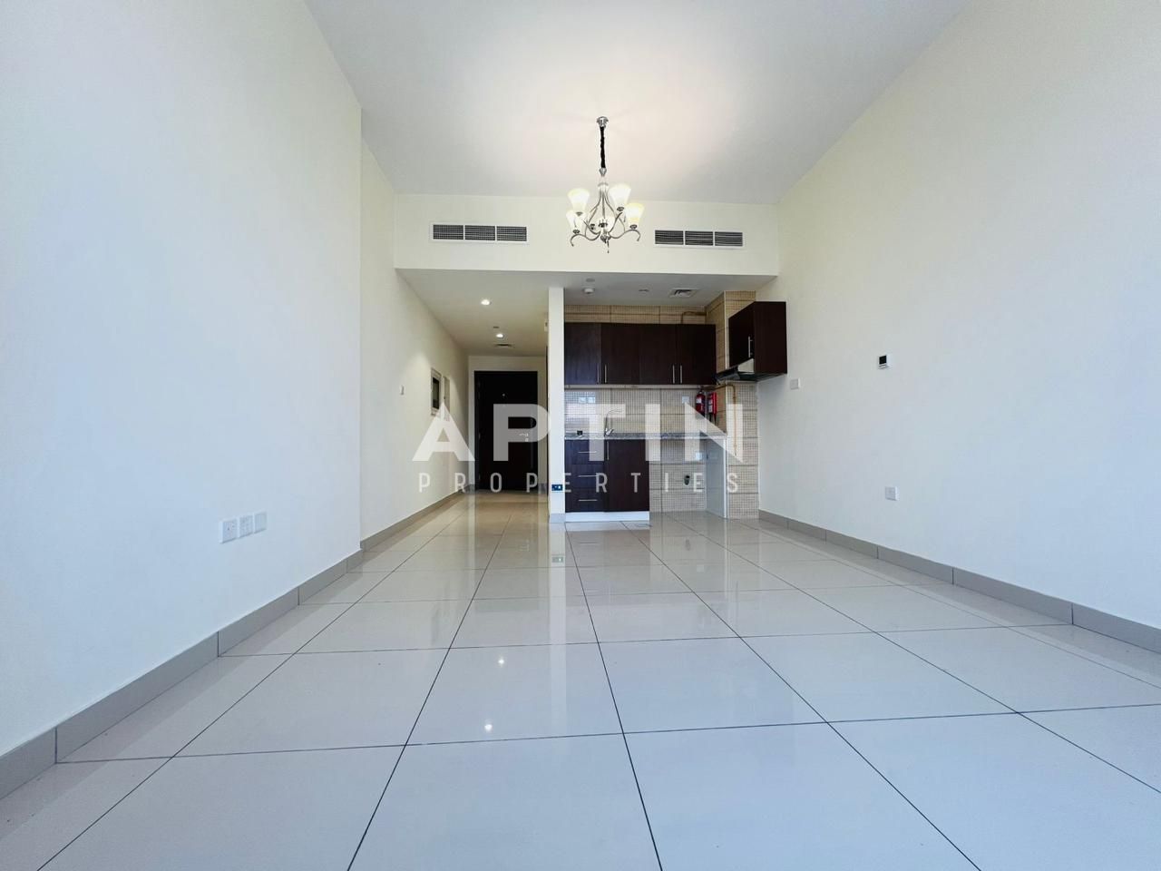 SPACIOUS STUDIO Apartment in DUBAILAND