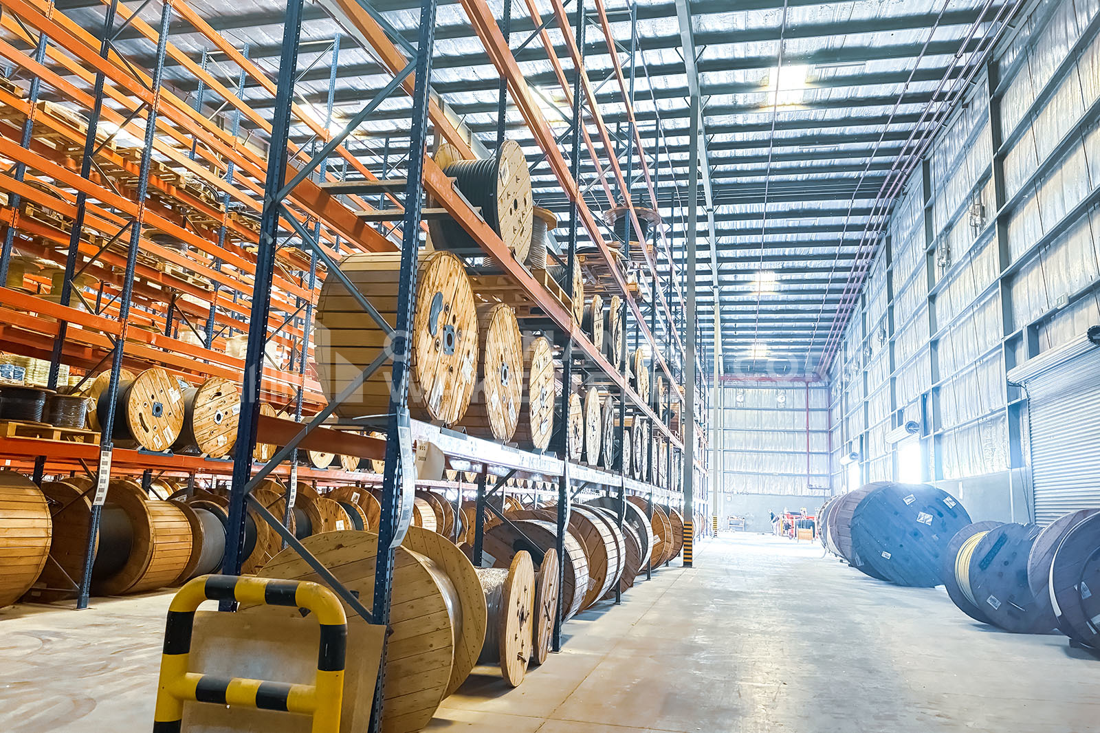 Warehouse | With Office | Loading Bays
