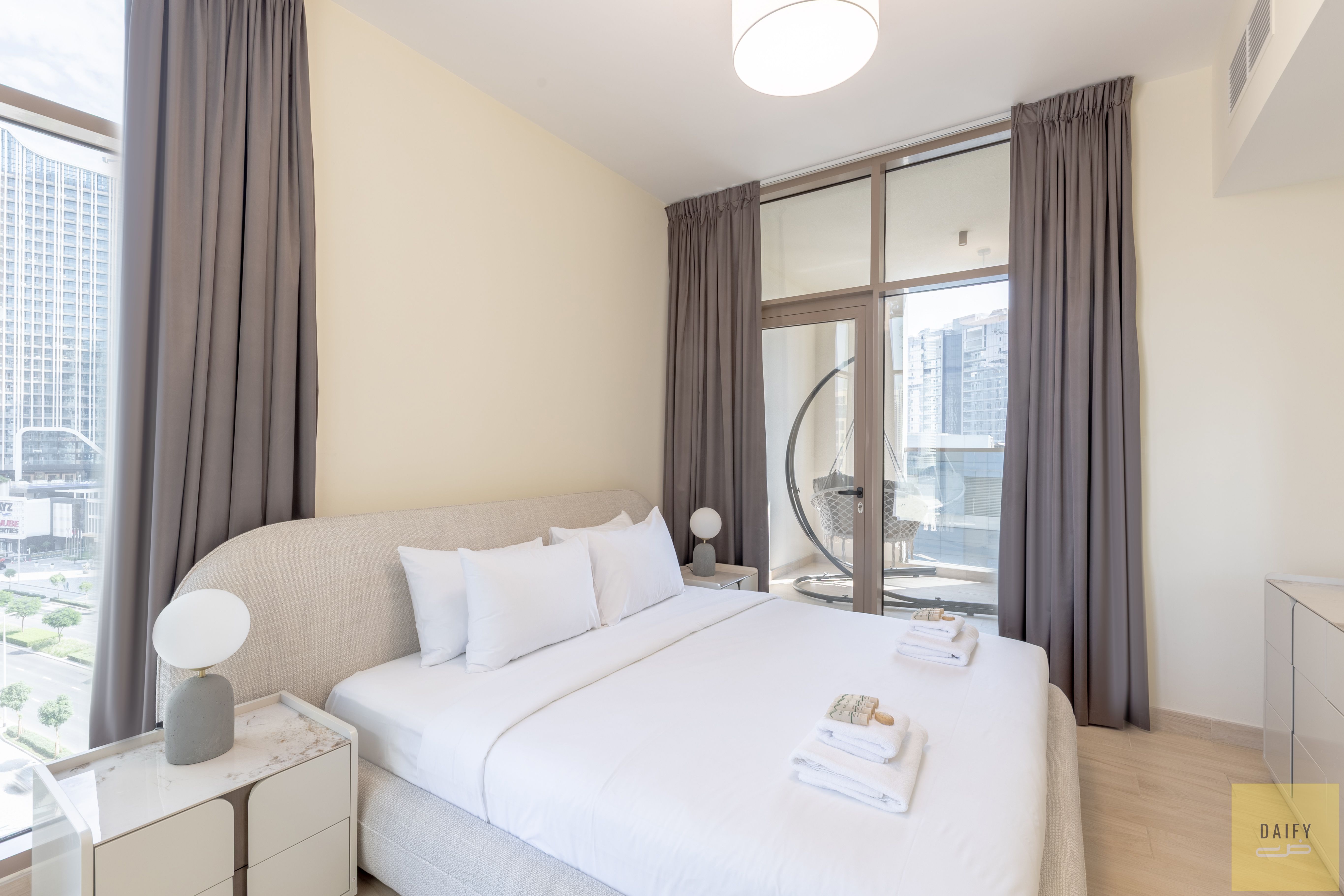Canal-Facing 2 BHK Retreat in Canal Bay